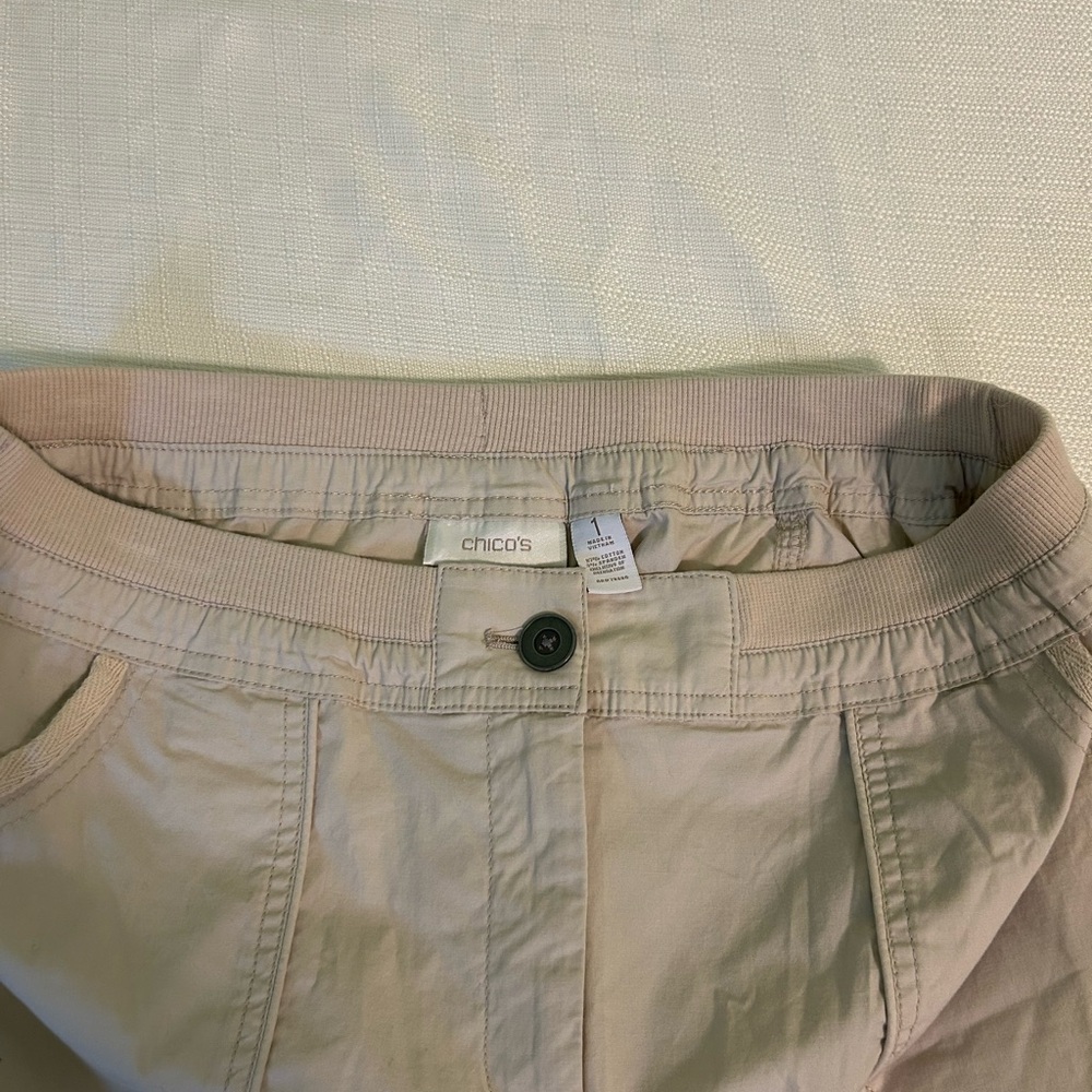 Chico's Tan Chinos Versatile Lightweight Cotton